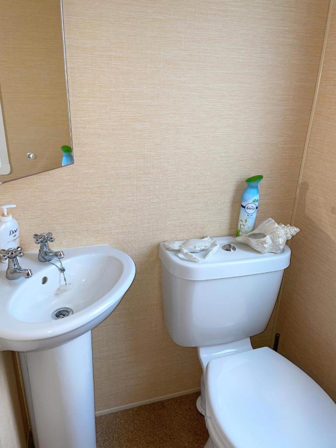 Caravan For Rent At Tattershall Holiday Park Buitenkant foto