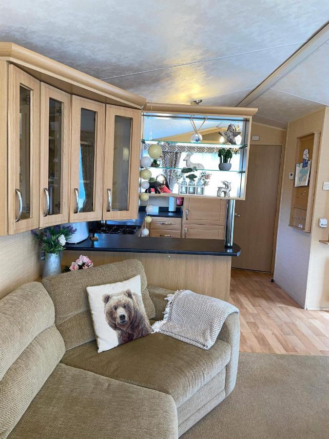 Caravan For Rent At Tattershall Holiday Park Buitenkant foto