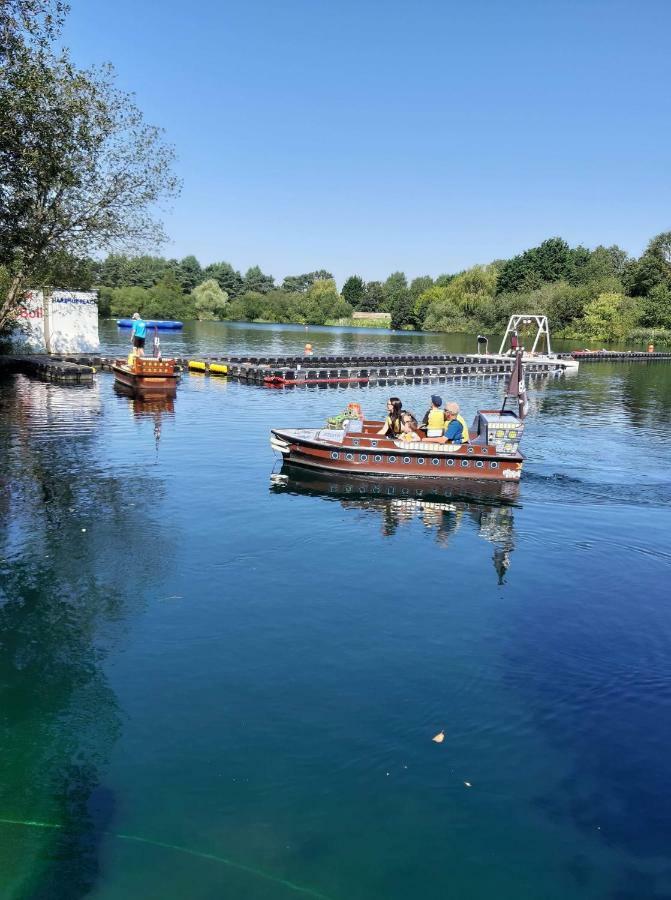 Caravan For Rent At Tattershall Holiday Park Buitenkant foto